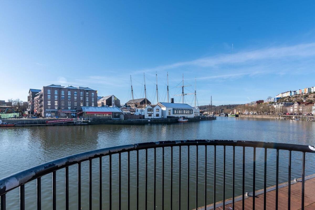 Apartment Boat House - Luxe With River View - Next To Harbour & Cafes *
